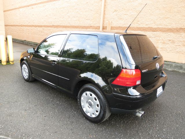 2003 Volkswagen Golf S Sedan