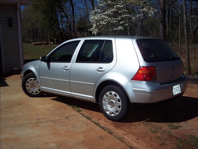 2003 Volkswagen Golf S Sedan