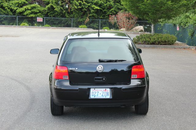 2003 Volkswagen Golf Unknown