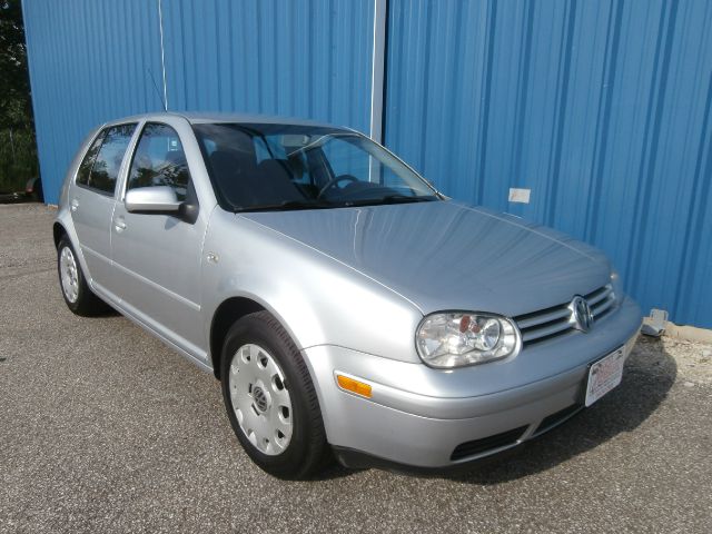 2004 Volkswagen Golf Sle-1 FWD