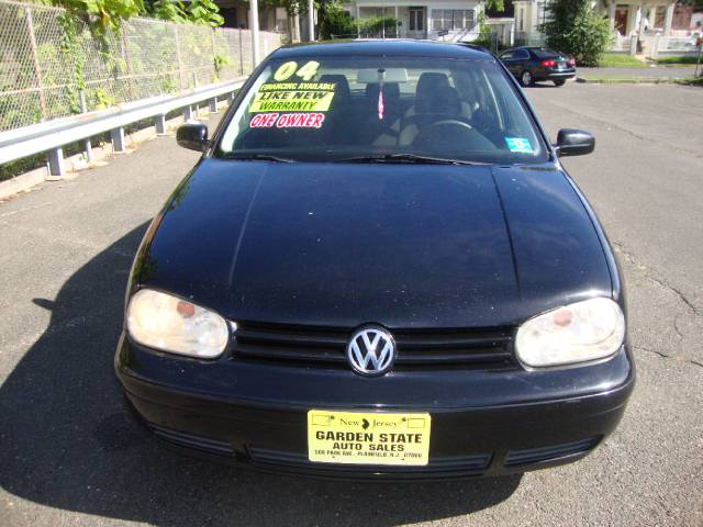 2004 Volkswagen Golf S Sedan