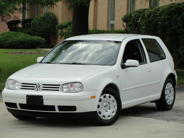 2004 Volkswagen Golf I-4 Manual