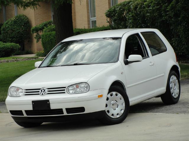 2004 Volkswagen Golf I-4 Manual