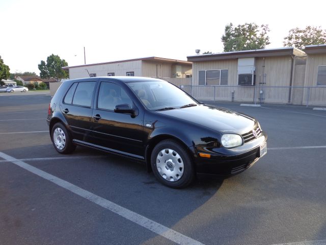 2005 Volkswagen Golf Sle-1 FWD