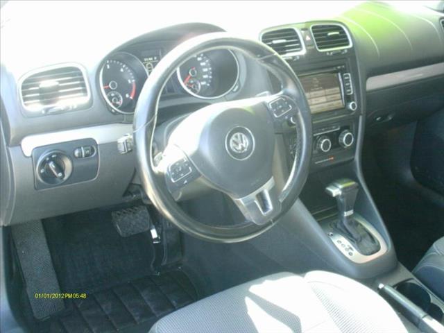 2010 Volkswagen Golf Basex-cabsr5