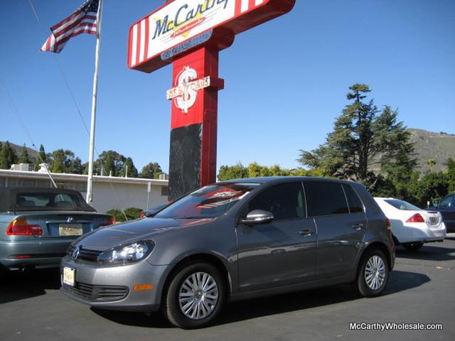 2010 Volkswagen Golf W/leather