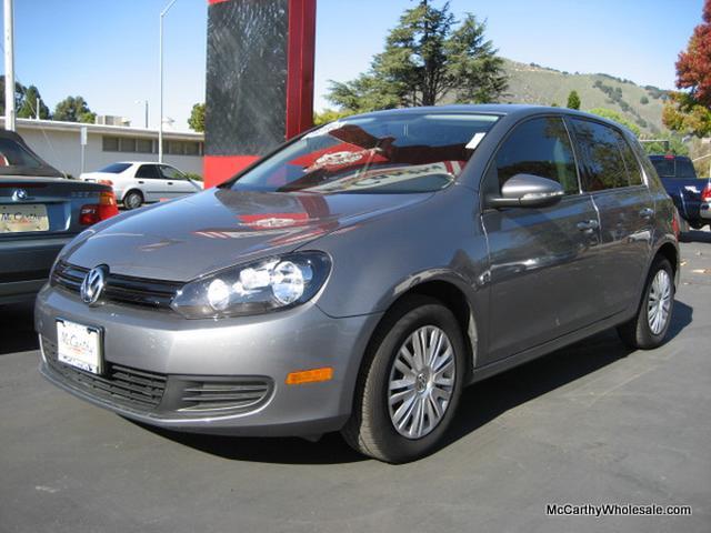 2010 Volkswagen Golf W/leather