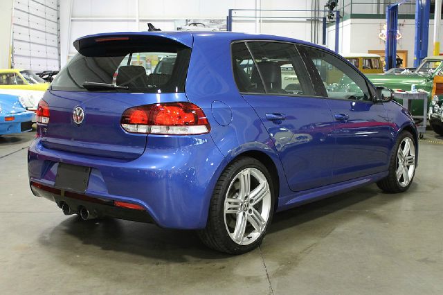 2013 Volkswagen Golf 4dr Sdn Touring Executive RWD