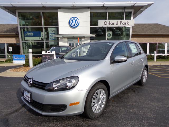 2014 Volkswagen Golf Unknown