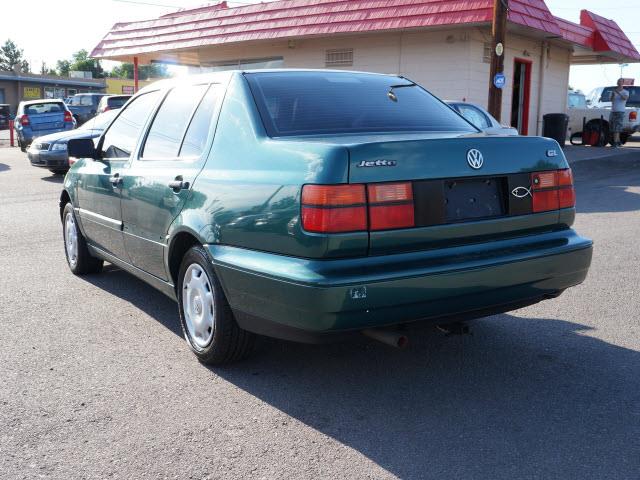 1997 Volkswagen Jetta S Sedan