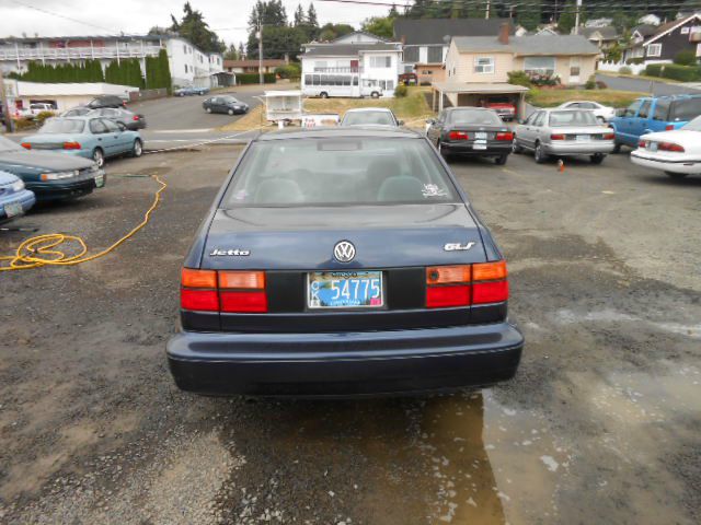 1997 Volkswagen Jetta FWD 4dr Sport