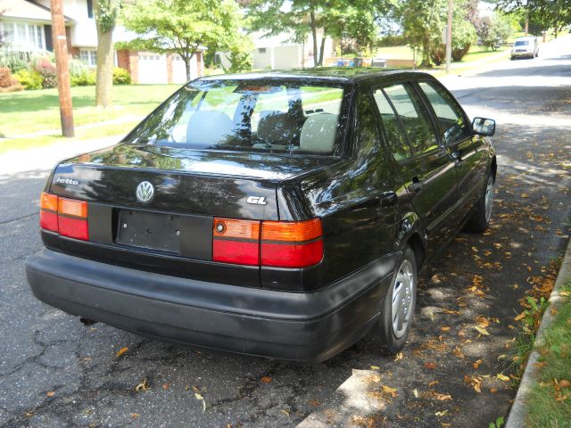 1997 Volkswagen Jetta S Sedan