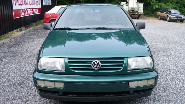 1997 Volkswagen Jetta FWD 4dr Sport