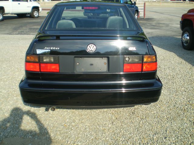 1998 Volkswagen Jetta S Sedan