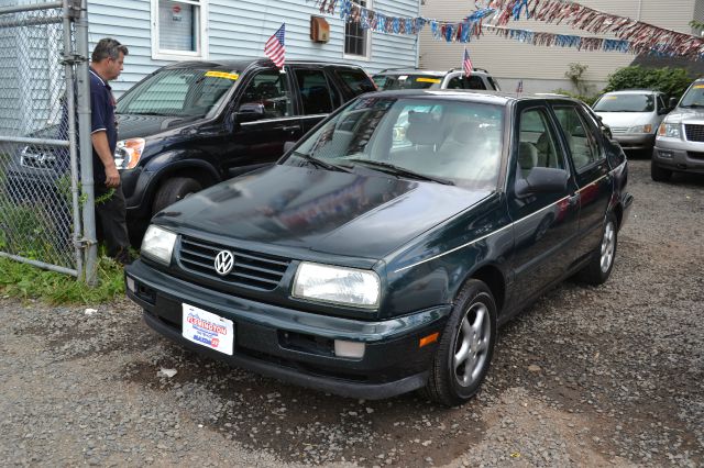 1998 Volkswagen Jetta CD With MP3