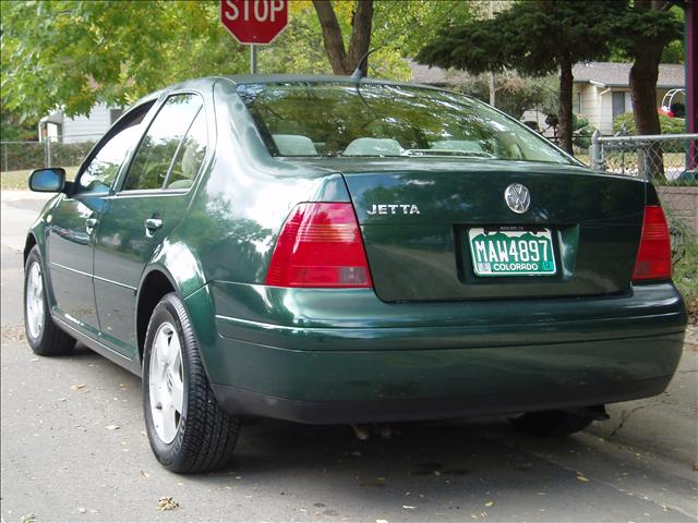 1999 Volkswagen Jetta FWD 4dr Sport