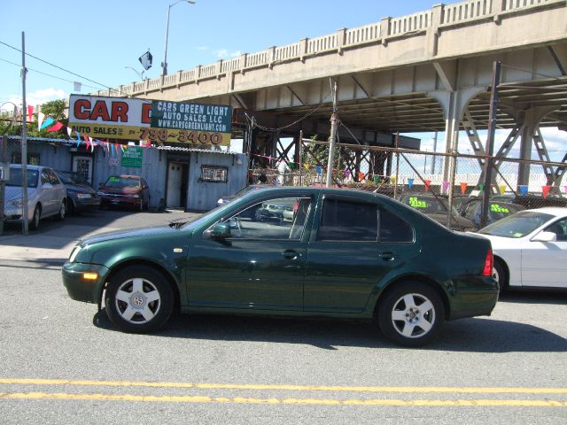 1999 Volkswagen Jetta Quad Cab 4x2 Shortbox XLT