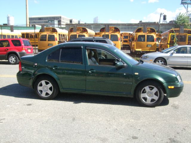 1999 Volkswagen Jetta Quad Cab 4x2 Shortbox XLT