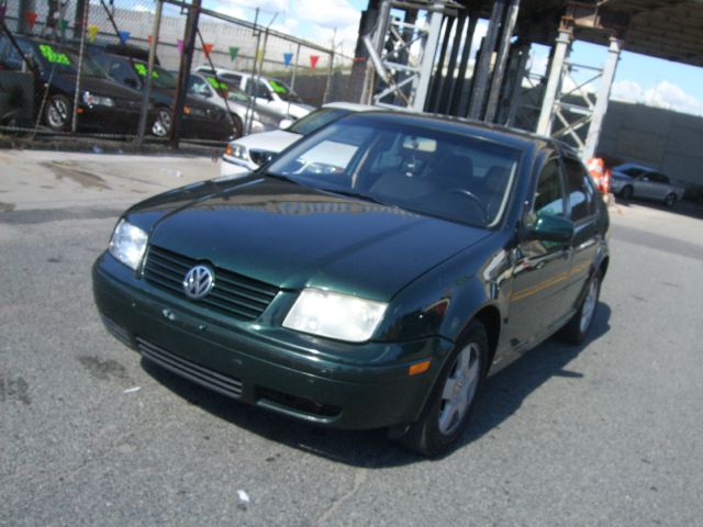 1999 Volkswagen Jetta Quad Cab 4x2 Shortbox XLT