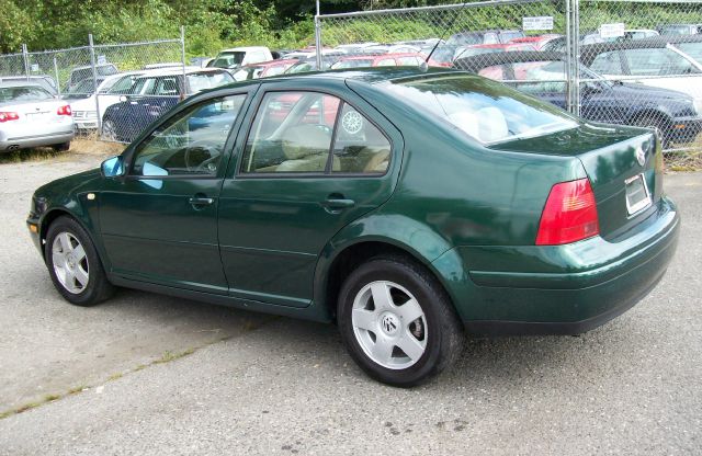 1999 Volkswagen Jetta Quad Cab 4x2 Shortbox XLT