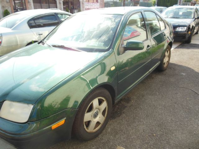 1999 Volkswagen Jetta Quad Cab 4x2 Shortbox XLT