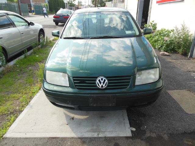 1999 Volkswagen Jetta Quad Cab 4x2 Shortbox XLT