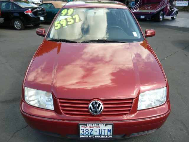 1999 Volkswagen Jetta Quad Cab 4x2 Shortbox XLT