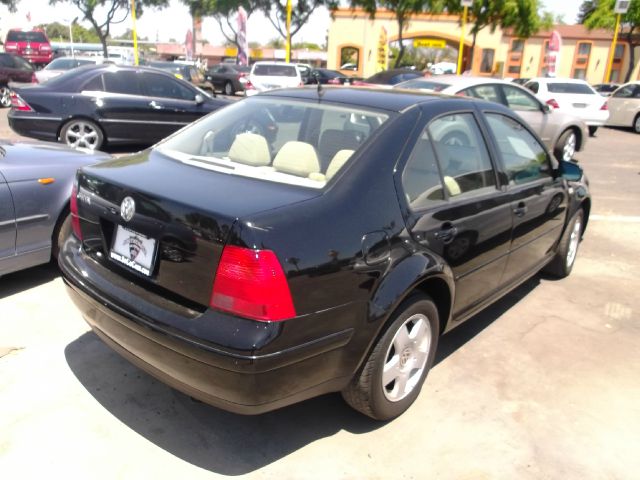 2000 Volkswagen Jetta I-4 Manual