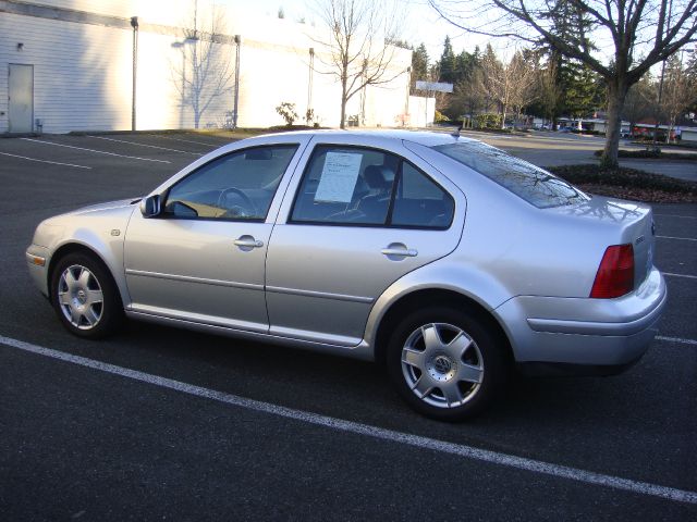 2000 Volkswagen Jetta FX4 Off-road Pickup 4D 6 Ft