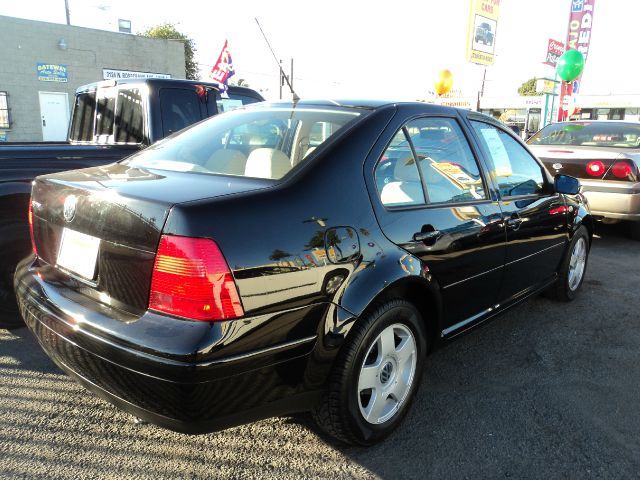 2000 Volkswagen Jetta Quad Cab 4x2 Shortbox XLT