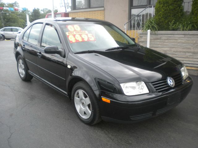 2000 Volkswagen Jetta Quad Cab 4x2 Shortbox XLT