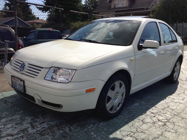 2000 Volkswagen Jetta FX4 Off-road Pickup 4D 6 Ft