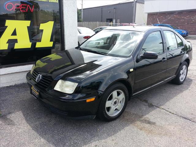 2000 Volkswagen Jetta 4dr 4WD SLE 4x4 SUV