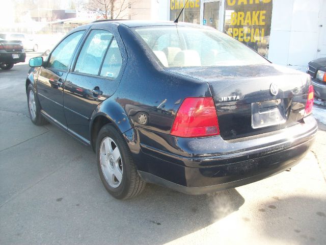 2000 Volkswagen Jetta Quad Cab 4x2 Shortbox XLT