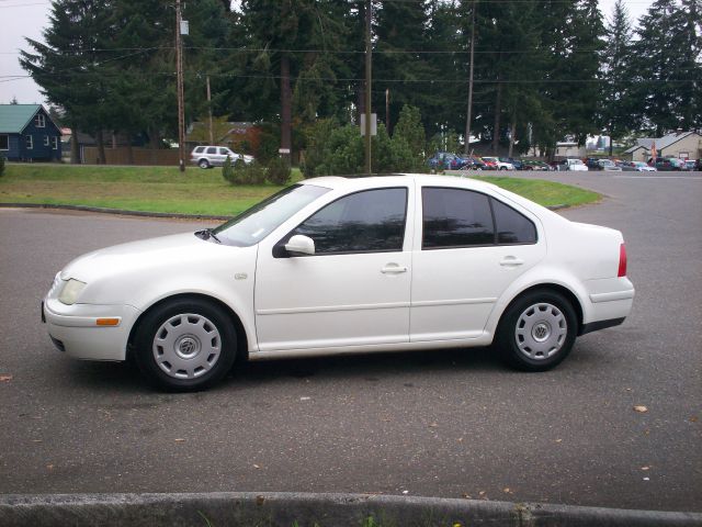 2000 Volkswagen Jetta Quad Cab 4x2 Shortbox XLT