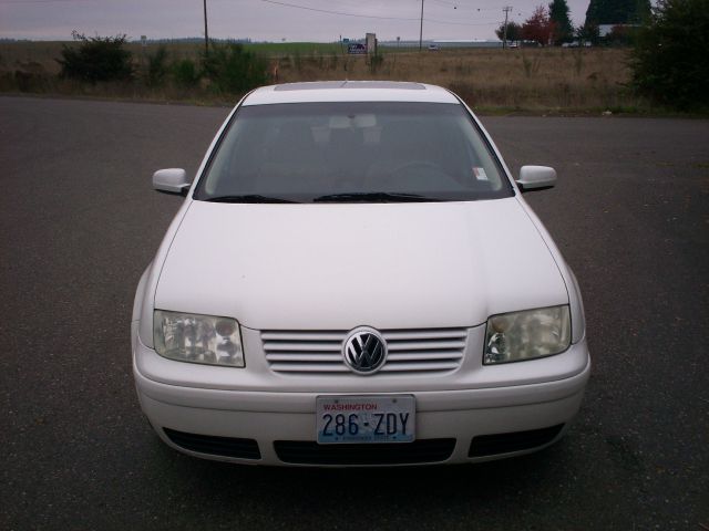 2000 Volkswagen Jetta Quad Cab 4x2 Shortbox XLT