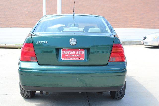 2000 Volkswagen Jetta Quad Cab 4x2 Shortbox XLT