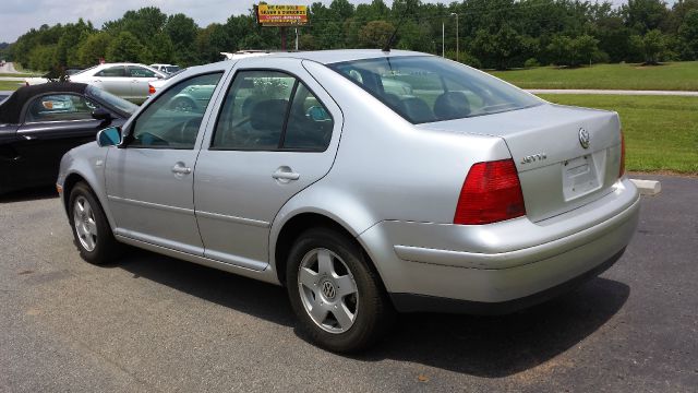 2000 Volkswagen Jetta Quad Cab 4x2 Shortbox XLT