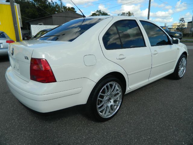 2000 Volkswagen Jetta I-4 Manual