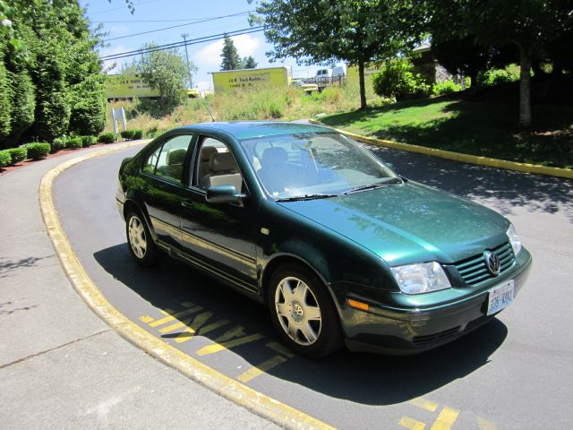 2000 Volkswagen Jetta FX4 Off-road Pickup 4D 6 Ft