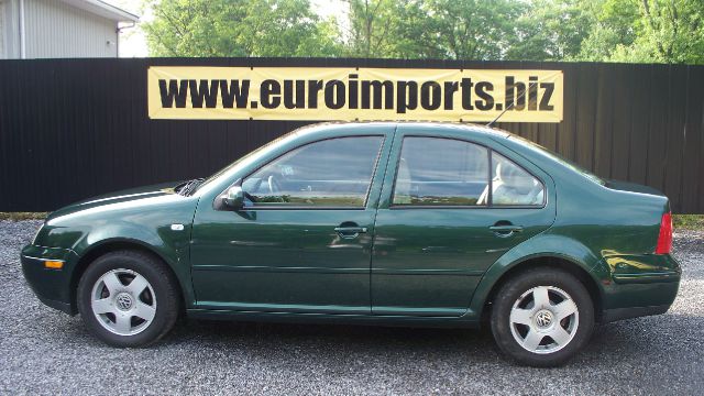 2001 Volkswagen Jetta Quad Cab 4x2 Shortbox XLT