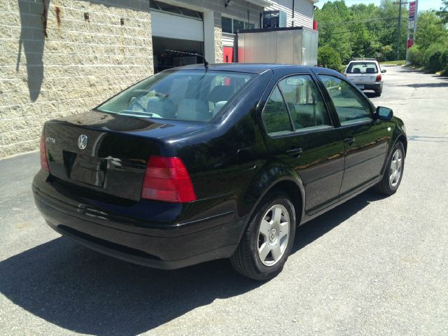 2001 Volkswagen Jetta Quad Cab 4x2 Shortbox XLT