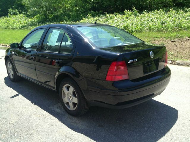 2001 Volkswagen Jetta Quad Cab 4x2 Shortbox XLT