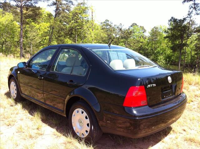 2001 Volkswagen Jetta FWD 4dr Sport