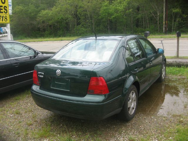 2001 Volkswagen Jetta Quad Cab 4x2 Shortbox XLT