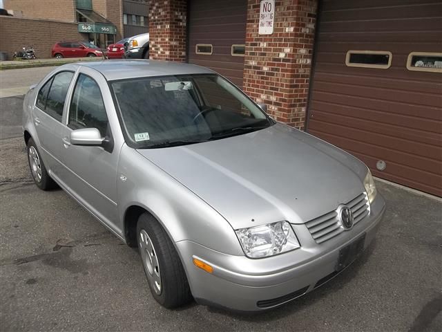 2001 Volkswagen Jetta Quad Cab 4x2 Shortbox XLT