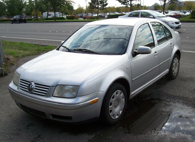 2001 Volkswagen Jetta Quad Cab 4x2 Shortbox XLT