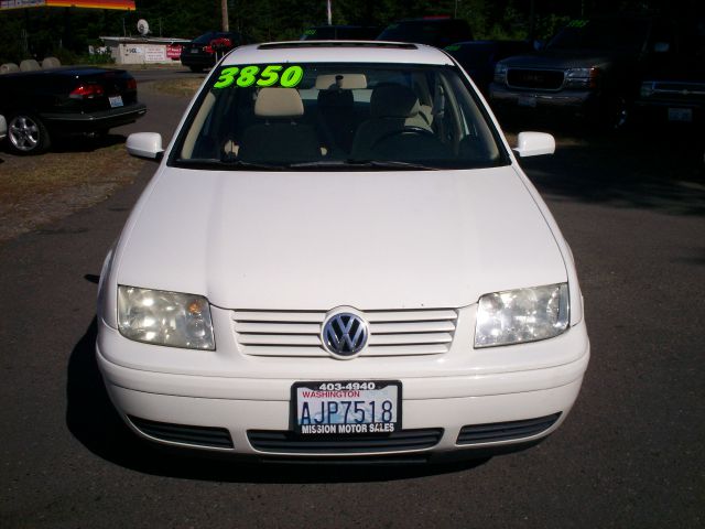 2001 Volkswagen Jetta Quad Cab 4x2 Shortbox XLT