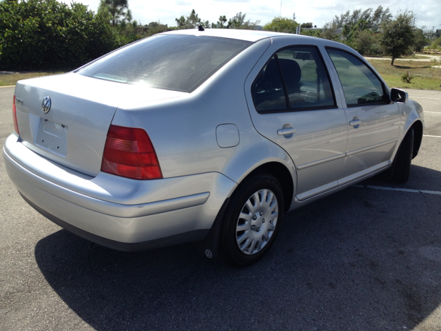 2001 Volkswagen Jetta Quad Cab 4x2 Shortbox XLT