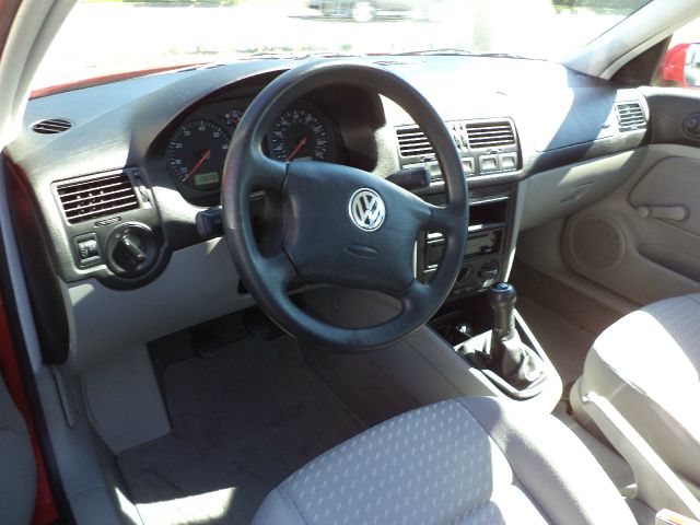 2001 Volkswagen Jetta I-4 Manual